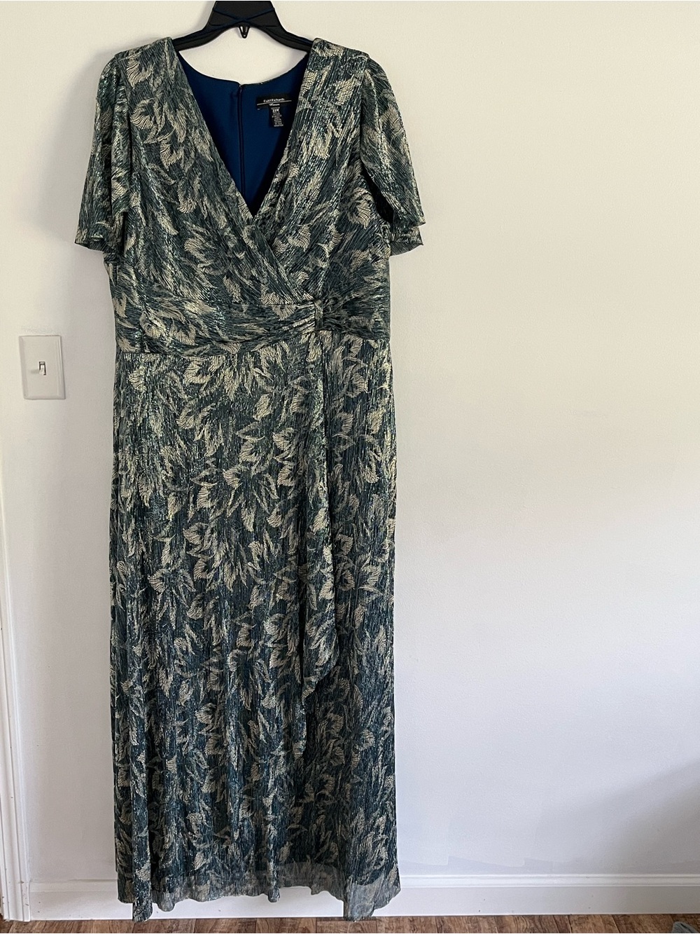 R&M Richards Woman Teal Green with Champagne Leaf Accents - 22W